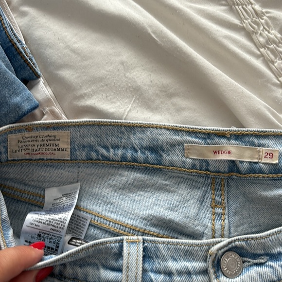 VINTAGE LEVI’S JEANS - Picture 5 of 5
